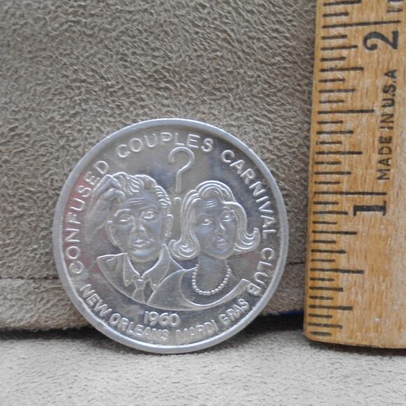Mardi Gras Confused Couples Carnival Club 1960 Nuts N' Bolts 1971 Doubloon - Picture 2 of 3